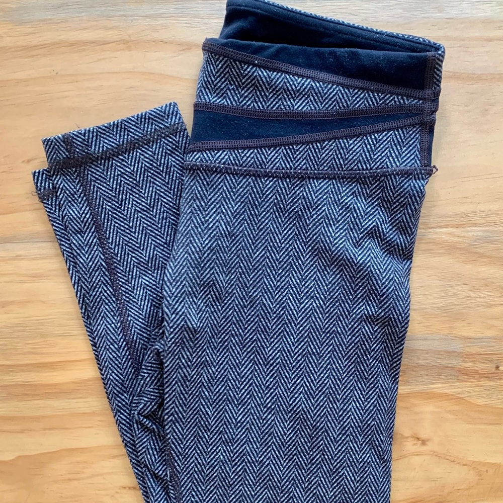Lululemon Herringbone Leggings EUC